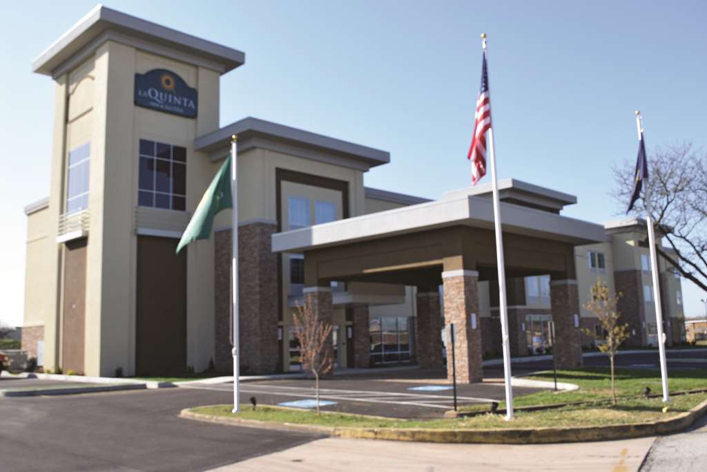 La Quinta By Wyndham York Exterior foto
